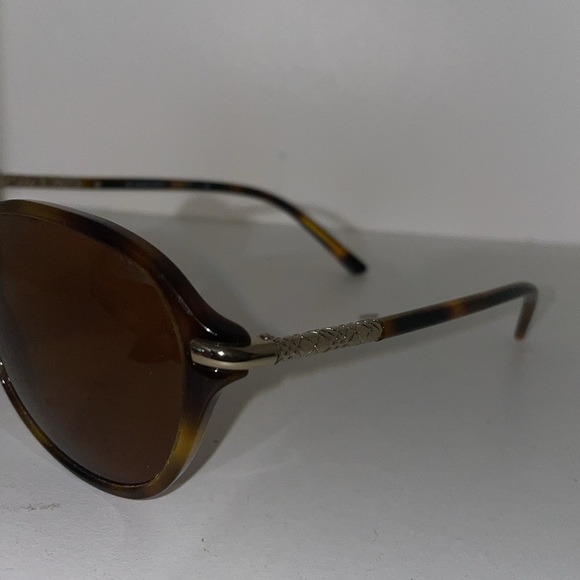 Burberry Rose Mirrored B4124 Sunglasses - Picture 2 of 5